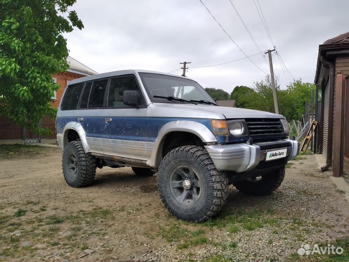 Mitsubishi Pajero 3.0 AT, 1997, 330 144 км