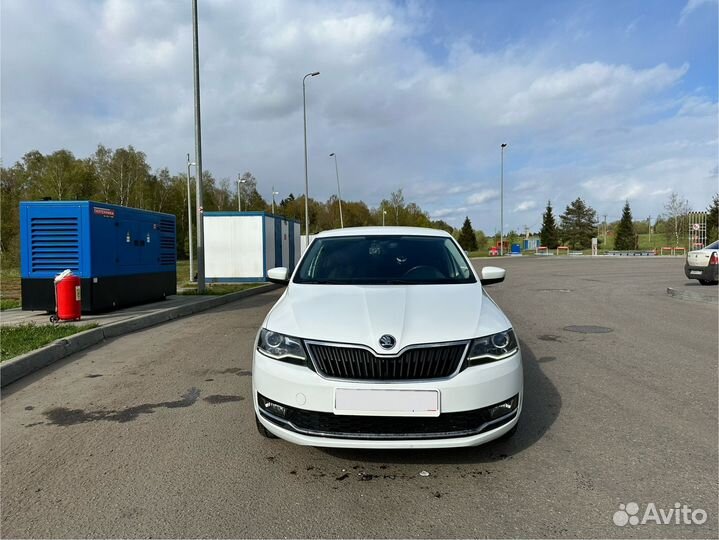 Skoda Rapid 1.6 AT, 2018, 122 000 км