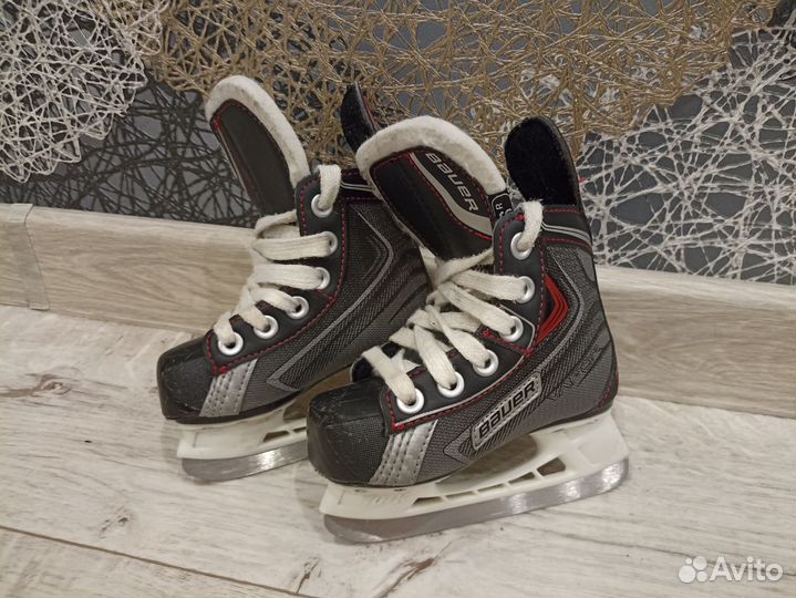 Хоккейные коньки Bauer Vapor x30 детские