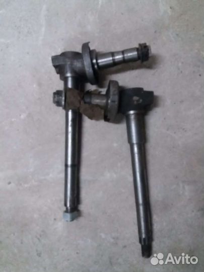 Цапфа мтз 80