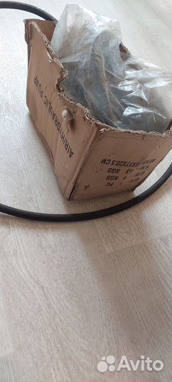 Пневмогидравлический насос педаль