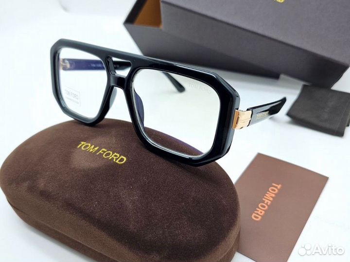Солнцезащитные очки Tom Ford new сезона