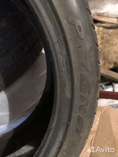 Pirelli P Zero 245/35 R18