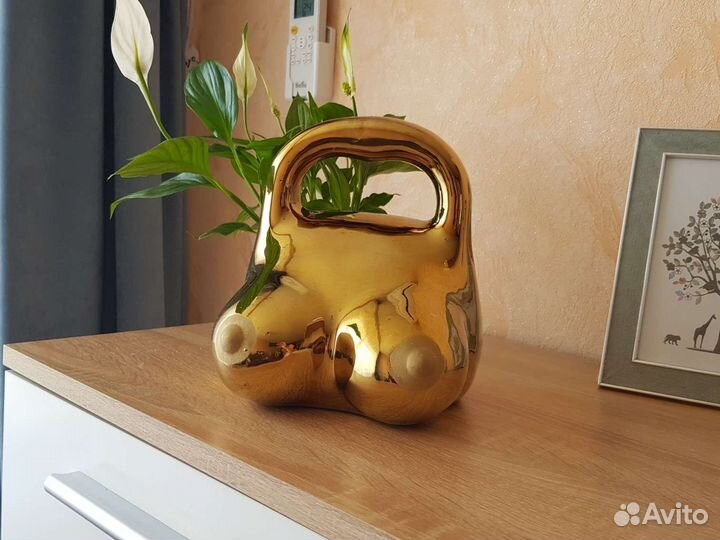 Копилка Грудь золотистый цвет 20 см