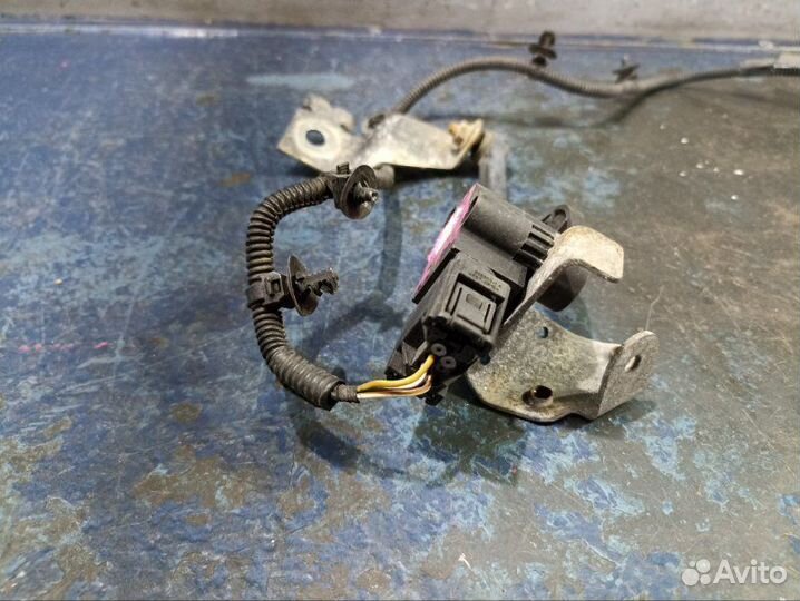 Датчик подвески задний Ford Focus 3 CB8