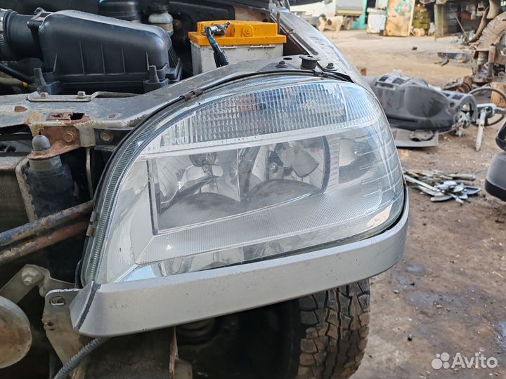Фара левая на ниву шевроле стеклянная
