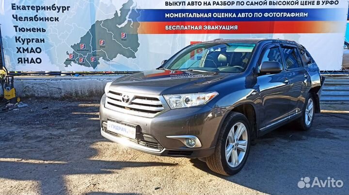 Крышка салонного фильтра Toyota Highlander 2 88899