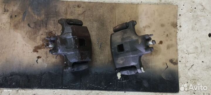 Суппорты тормозные передние