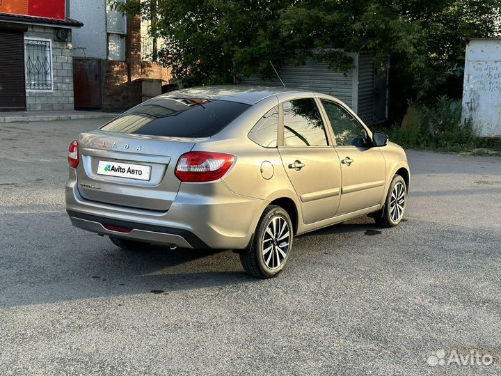 LADA Granta 1.6 МТ, 2021, 38 136 км