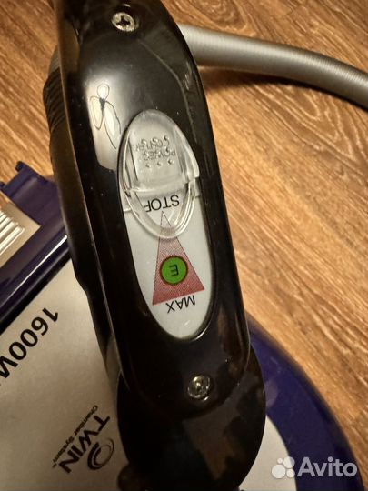 Пылесос Samsung 1800 twin