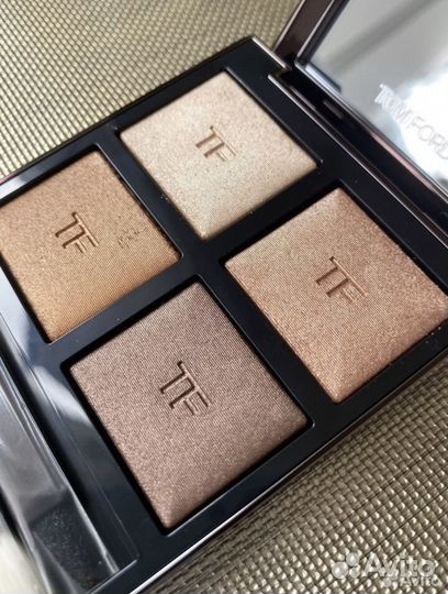 Tom Ford палетка для теней #04 suspicion