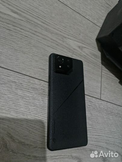 Asus ROG Phone 8 Pro, 16/512 ГБ