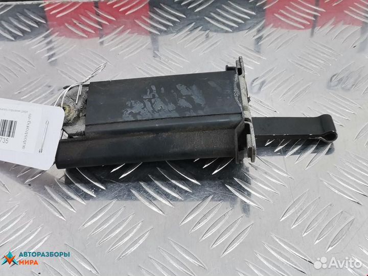 Ограничитель открывания двери Mercedes-Benz 190