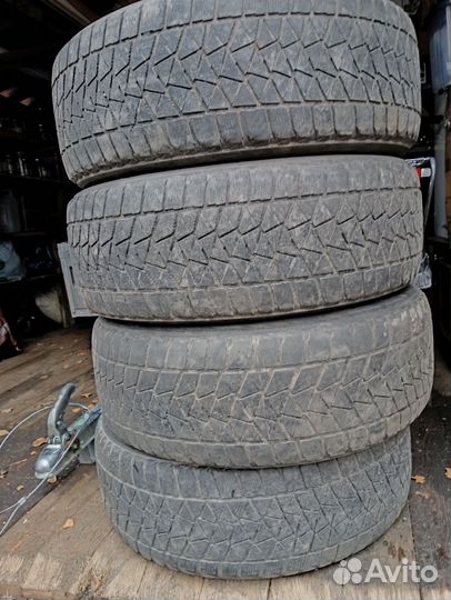 Bridgestone Blizzak DM-V2 235/60 R18