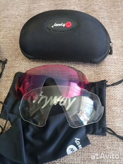 Чехол и линзы для велосипедных очков Oakley