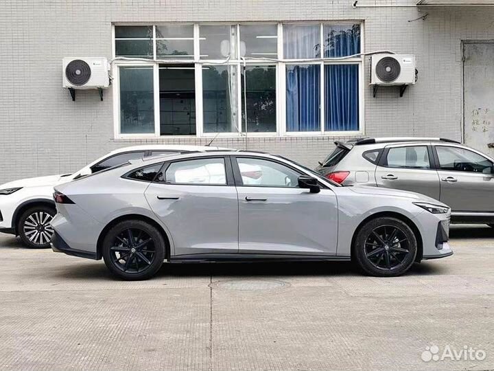 Changan UNI-V 1.5 AMT, 2022, 27 000 км