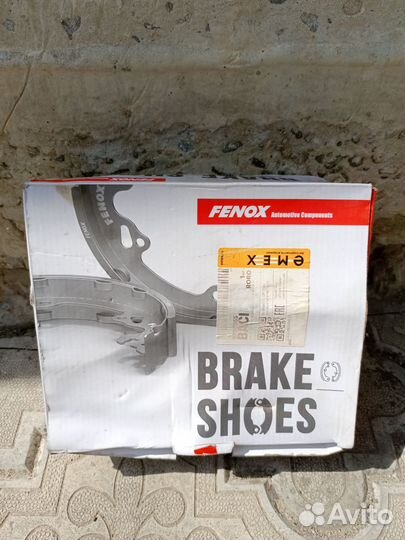 Задние тормозные колодки VW Polo sedan