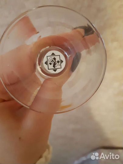 Новые бокалы для вина