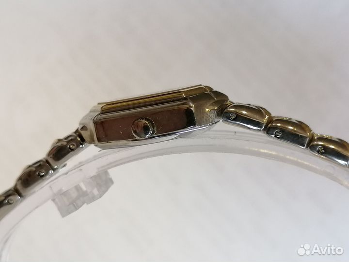 Часы наручные женские Q&Q