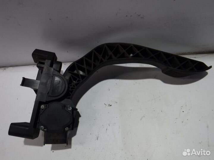 Педаль газа Iveco Daily III