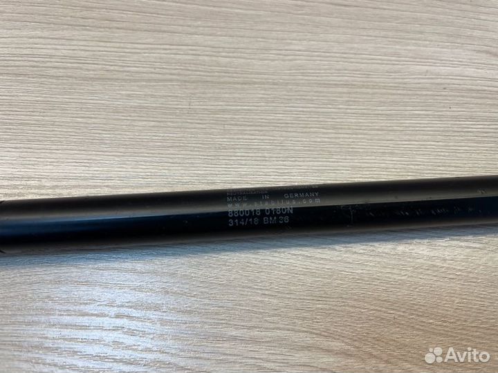 Амортизатор капота передний LADA X-Ray Cross