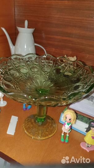 Ваза для фруктов на ножке цветное стекло СССР