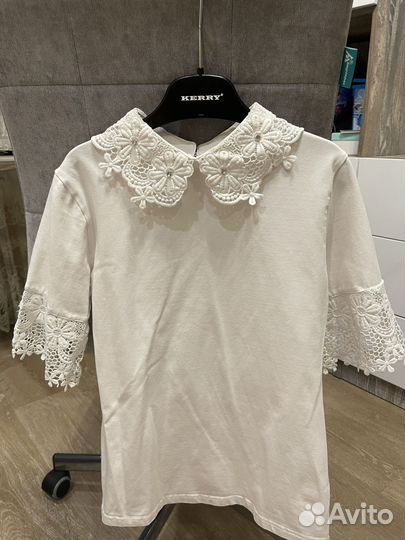 Продам школьные Блузки