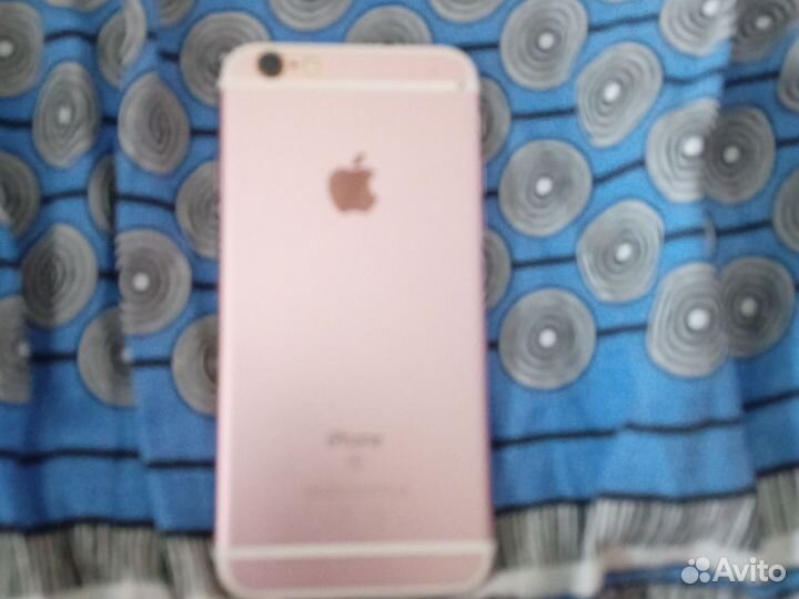 iPhone 6S, 64 ГБ