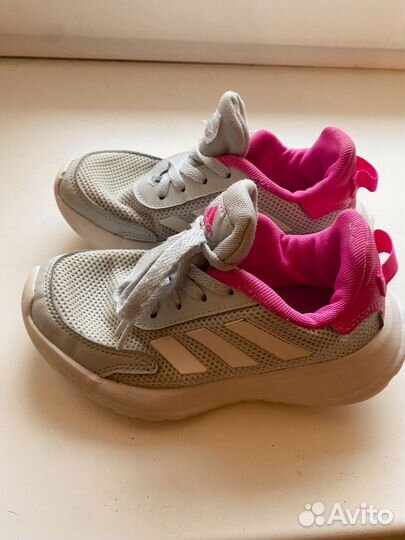 Кроссовки для девочки