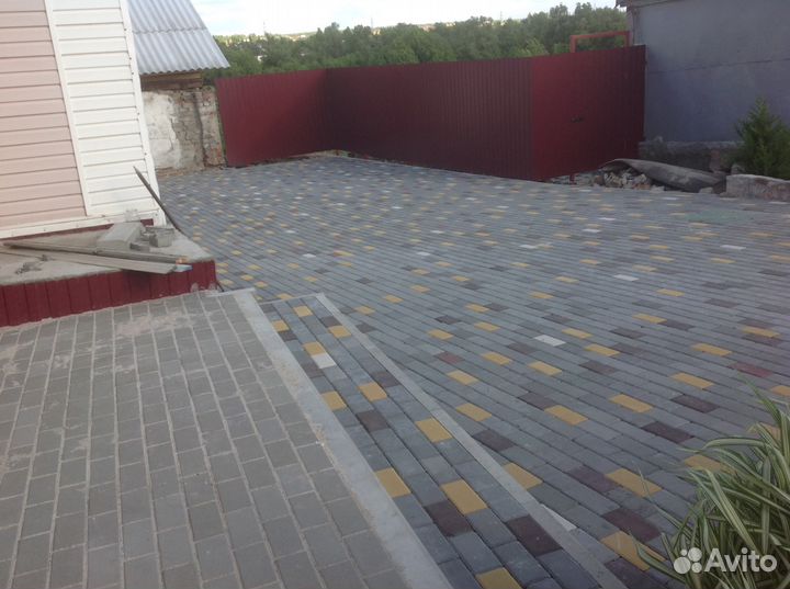 Укладка тротуарной плитки