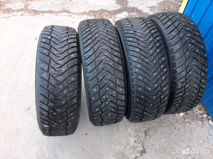 Yokohama Ice Guard IG65 215/65 R16 96G