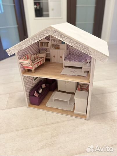 Домик кукольный