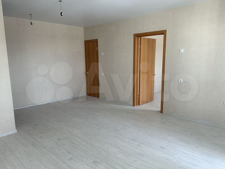 2-к. квартира, 41 м², 8/10 эт.