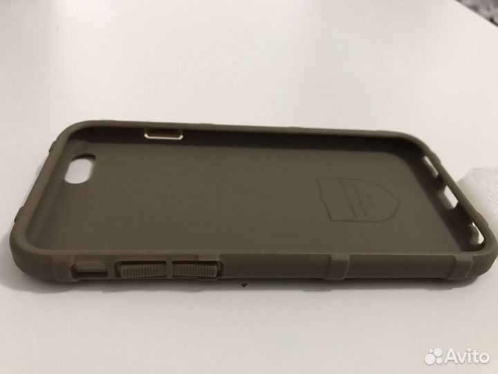 Чехлы на iPhone 7, 8