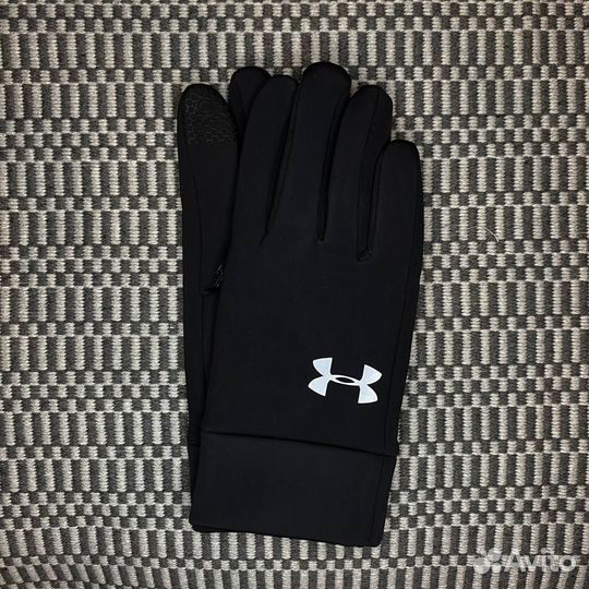 Перчатки Under armour