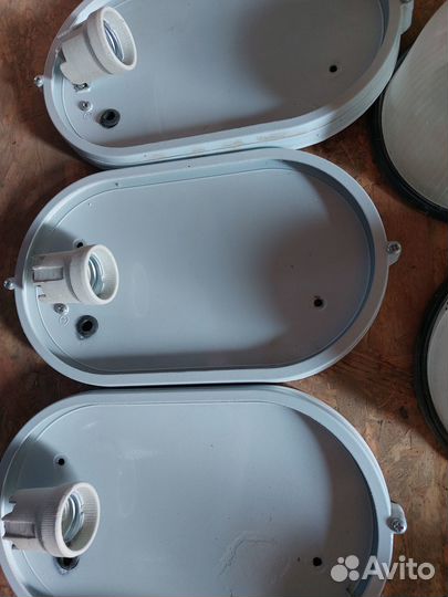 Светильник потолочный накладной