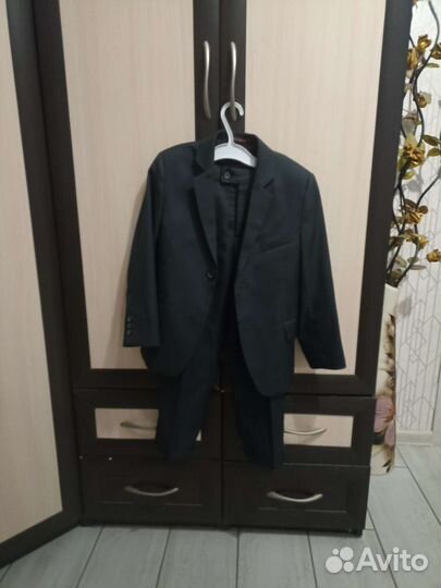 Костюм школьный