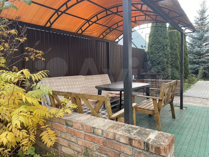 Дом 153 м² на участке 6 сот.