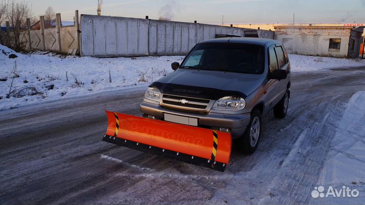 Снегоуборочный отвал Шевролет Нива