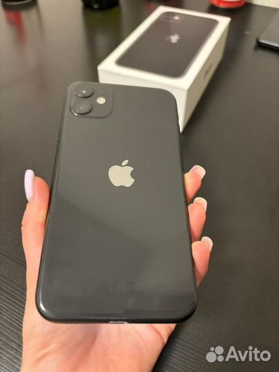 iPhone 11, 64 ГБ