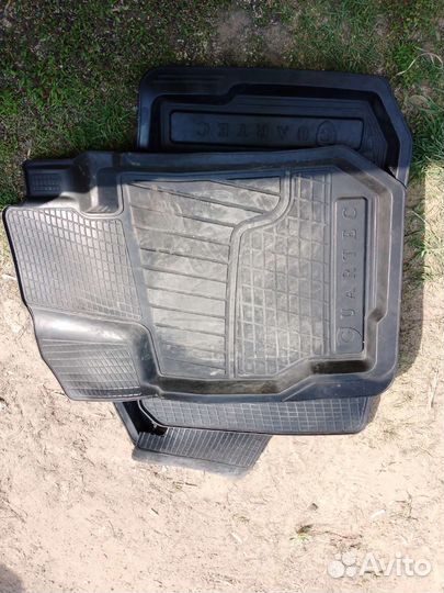 Коврики в салон авто