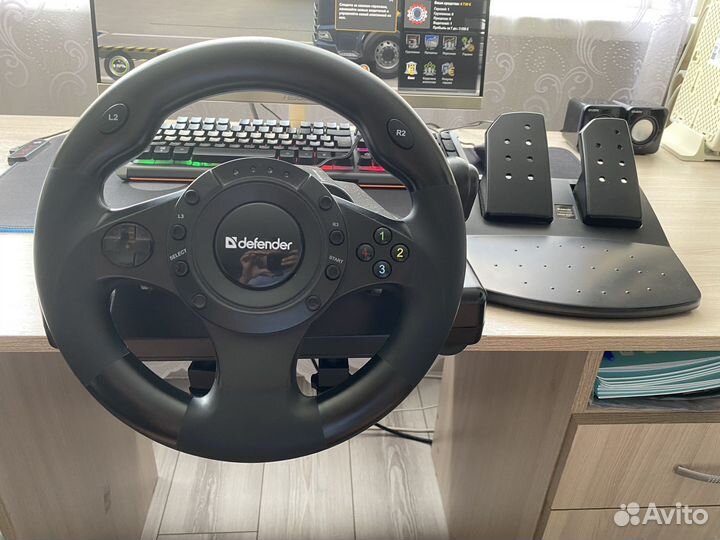 Игровой руль с педалями Defender forsage drift gt