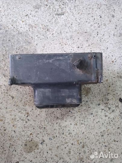 Корпус воздушного фильтра Кавасаки GPX750