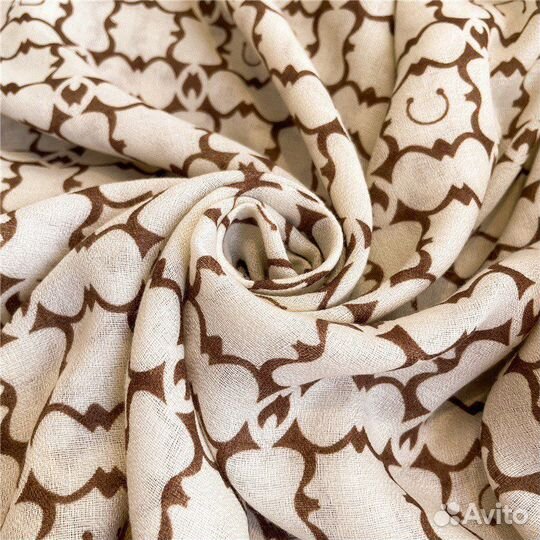 Шарфы и палантины