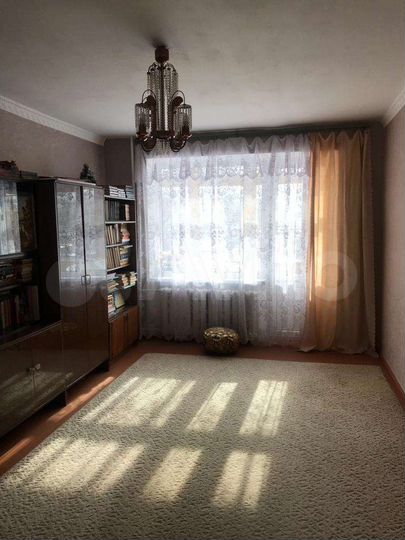 2-к. квартира, 47 м², 3/5 эт.