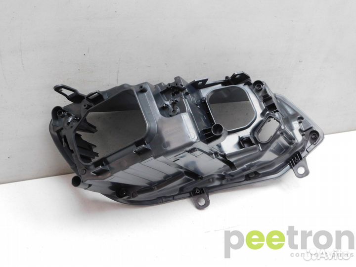 Б/У Б/У Корпус фары левой новая До 2014г. Ксенон