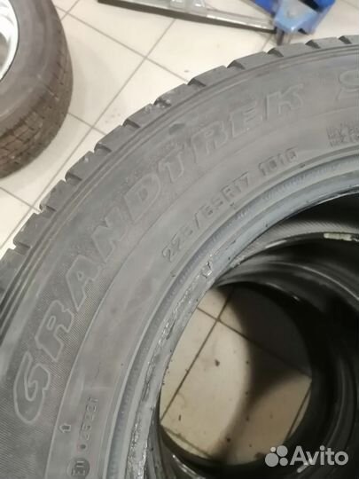 Dunlop Grandtrek SJ6 225/65 R17