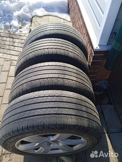 Michelin Latitude Tour HP 235/55 R17 99V