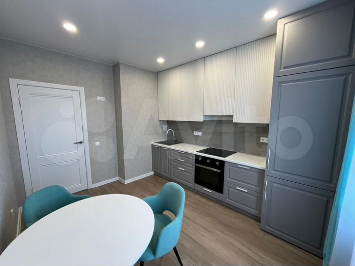 2-к. квартира, 56 м², 20/24 эт.