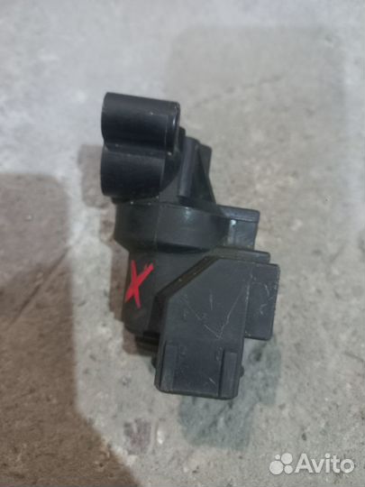 Клапан холостого хода Hyundai Elantra 3 XD G4GC